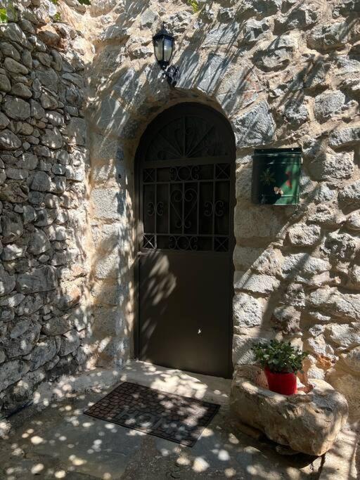 λαγκάδι μάνης